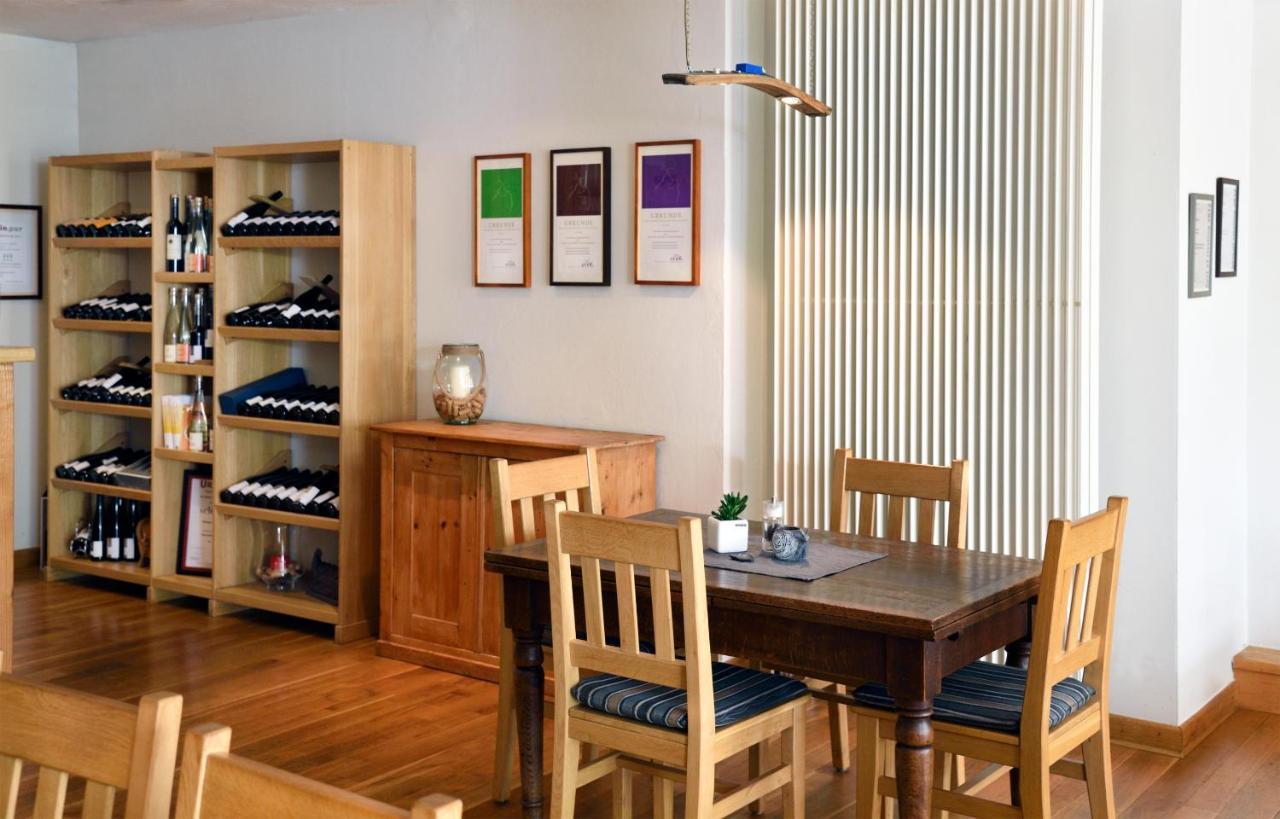 Riol Weingut Weich酒店 外观 照片