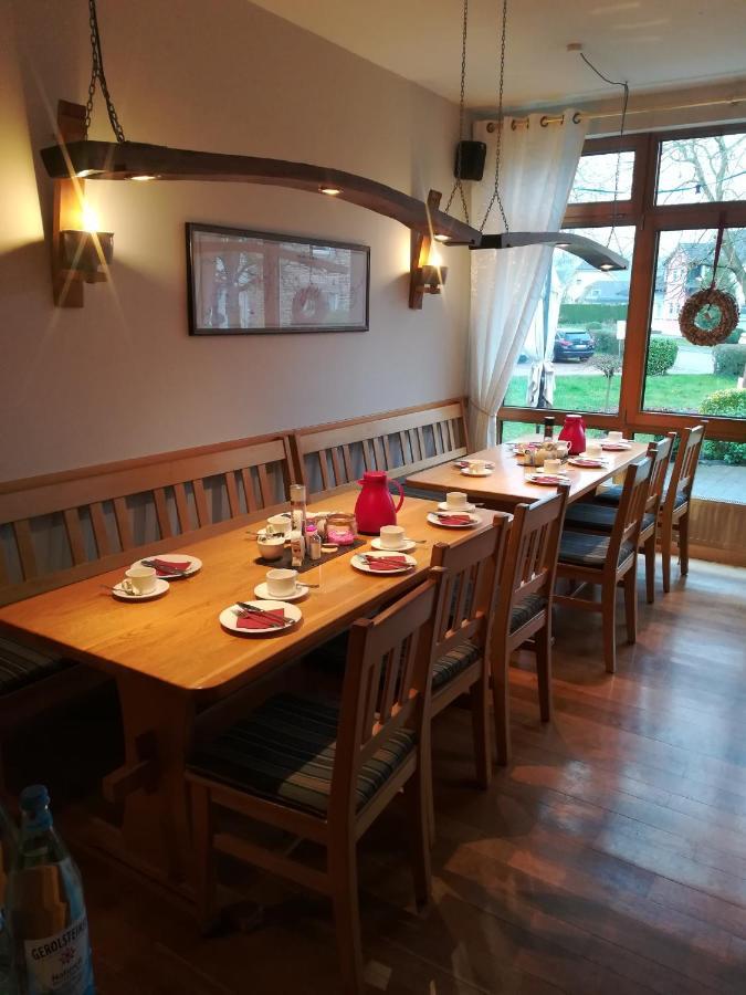 Riol Weingut Weich酒店 外观 照片